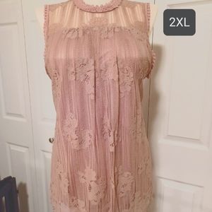 Sleeveless lace top